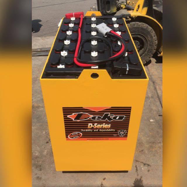 Bater&iacute;a industrial Deka de nuestro inventario
